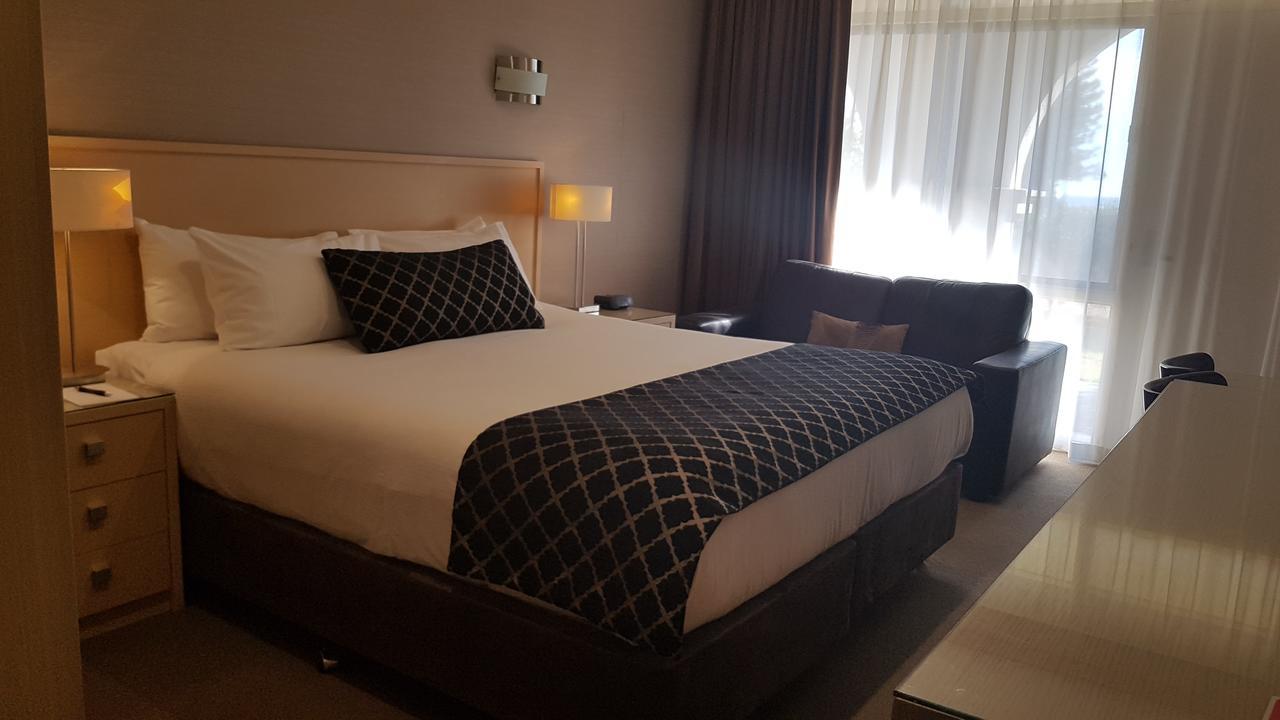 Largs Pier Hotel Adelaide Bagian luar foto