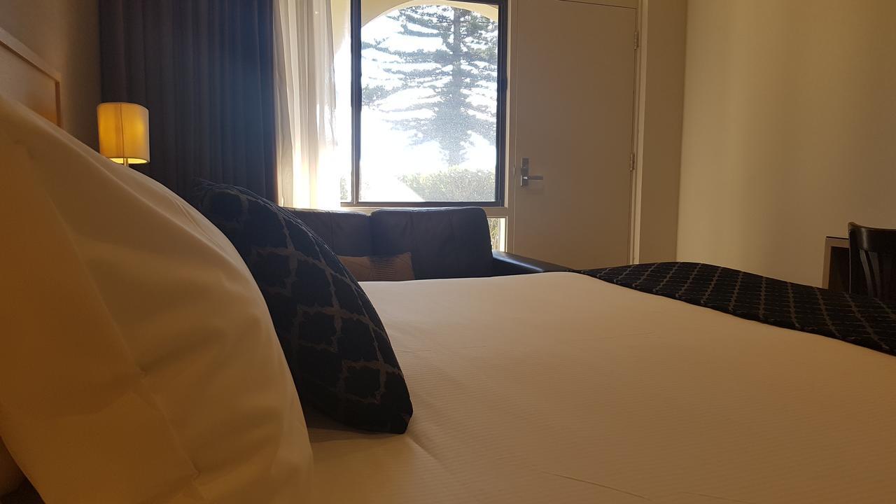 Largs Pier Hotel Adelaide Bagian luar foto