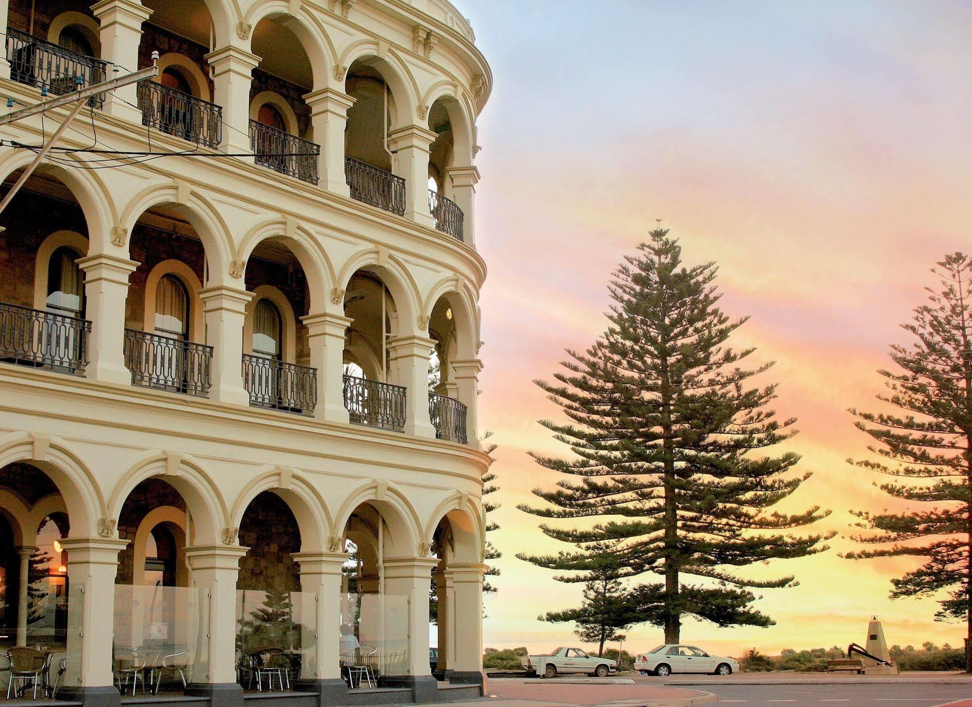 Largs Pier Hotel Adelaide Bagian luar foto