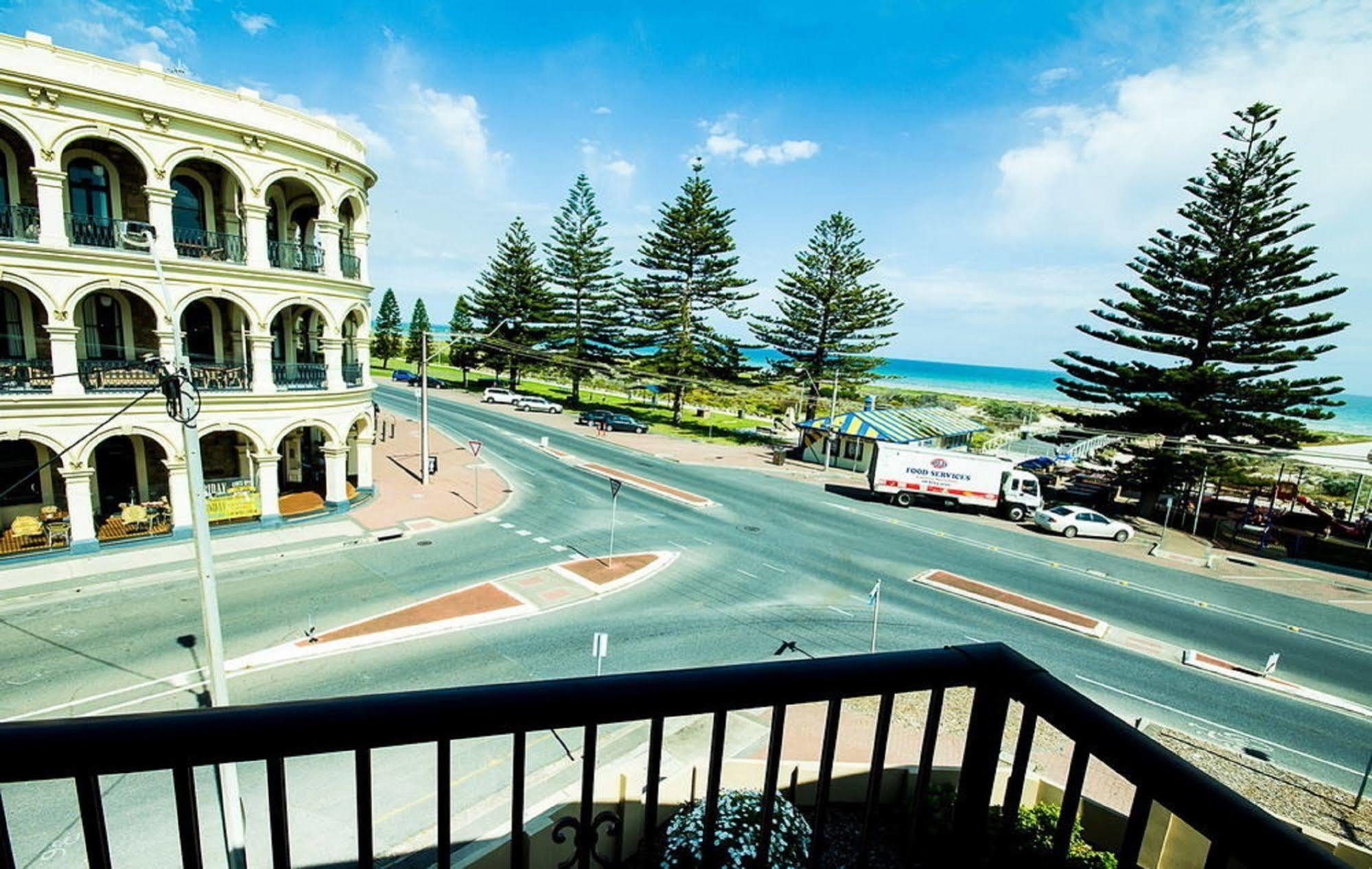 Largs Pier Hotel Adelaide Bagian luar foto
